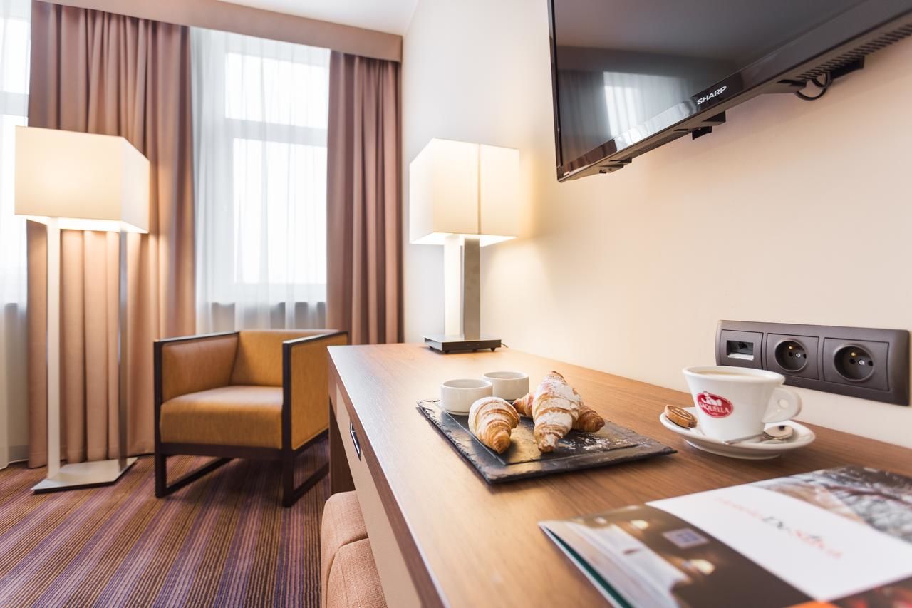 Отель Hotel DeSilva Premium Poznań Познань